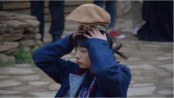 中国艺术家柳青在山西站